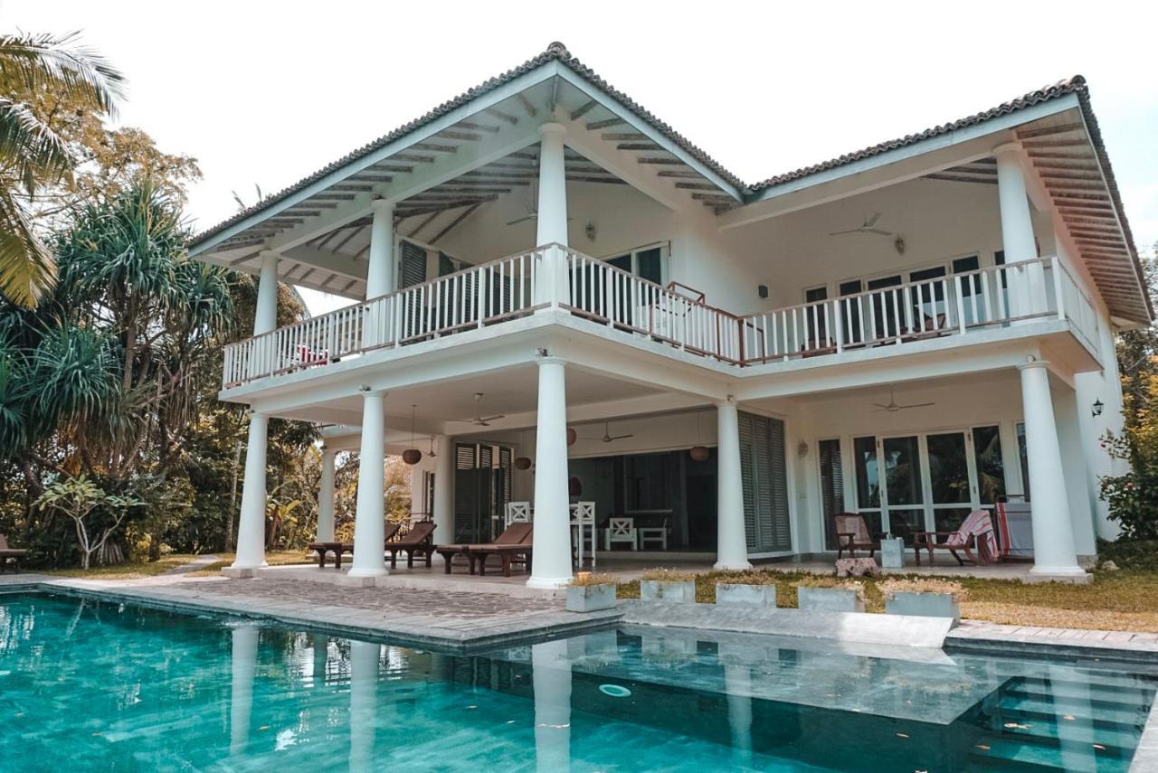 Good Vibes Villas أونا واتونا المظهر الخارجي الصورة